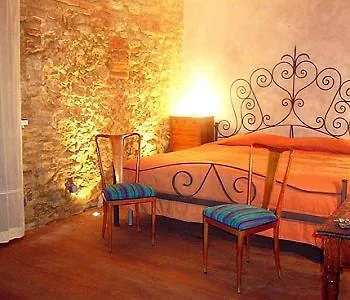 B&B - Podere Monti Montepulciano Stazione Εξοχικό σπίτι